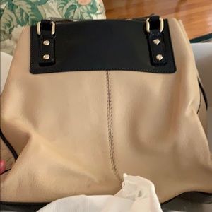 Kate spade bag tan and black patent